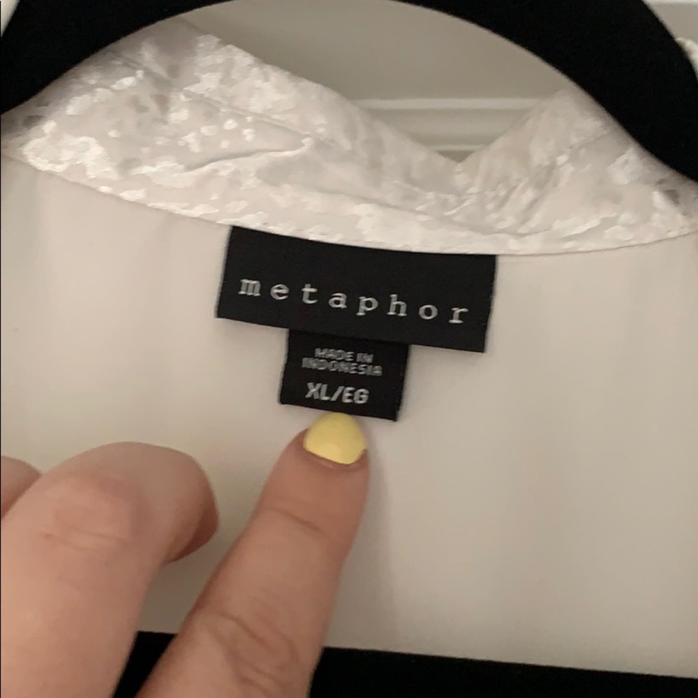 Metaphor Button Down - Picture 3 of 6